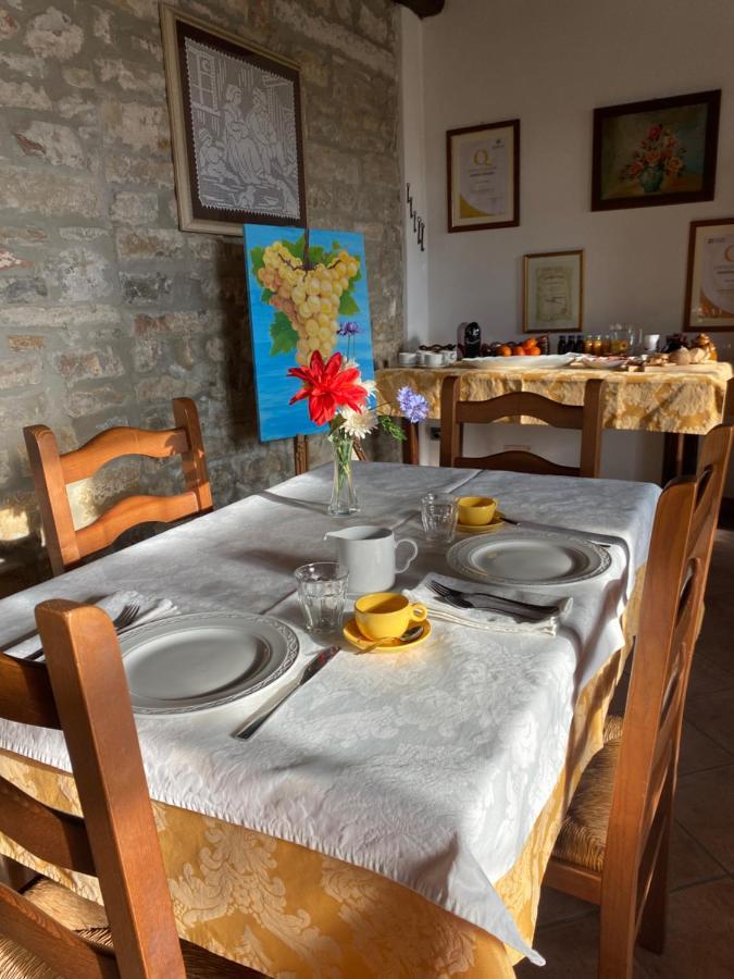 Agriturismo Pian Del Duca Vesime 外观 照片